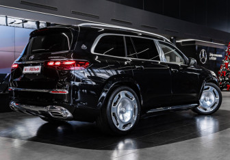 Новый Mercedes-Benz Maybach GLS 2025 (5 фото)