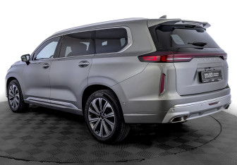 Подержанный автомобиль Exeed VX 2023 года (7 фото)