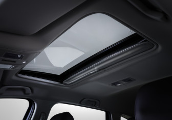 Подержанный автомобиль Mazda CX-8 2023 года (18 фото)