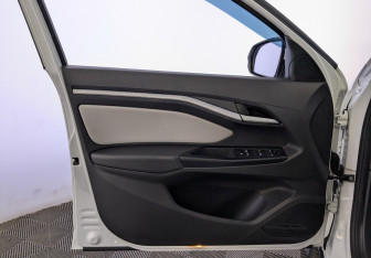 Подержанный автомобиль LADA (ВАЗ) Vesta Wagon 2019 года (19 фото)