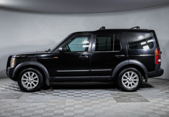 Подержанный автомобиль Land Rover Discovery 2007 года (8 фото)