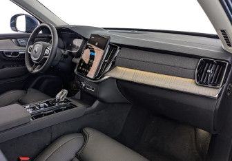 Новый Volvo XC90 2025 (9 фото)