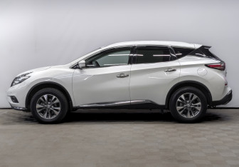 Подержанный автомобиль Nissan Murano Suv 2021 года (9 фото)
