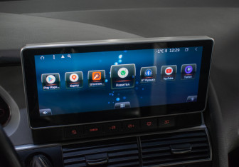 Подержанный автомобиль Audi A6 Sedan 2010 года (16 фото)