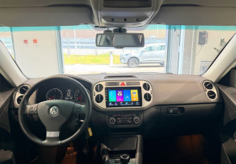 Подержанный автомобиль Volkswagen Tiguan 2010 года (12 фото)