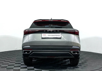 Подержанный автомобиль Omoda C5 2022 года (6 фото)