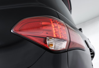 Подержанный автомобиль Infiniti QX56 2012 года (24 фото)