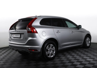 Подержанный автомобиль Volvo XC60 2015 года (5 фото)