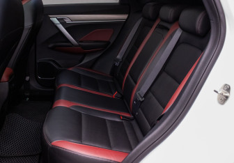 Подержанный автомобиль Geely Coolray 2020 года (14 фото)
