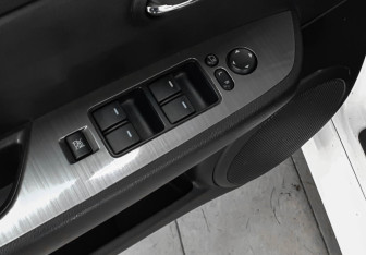 Подержанный автомобиль Mazda 6 Sedan 2012 года (17 фото)