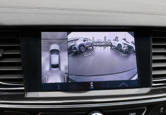Подержанный автомобиль Opel Insignia Wagon 2020 года (18 фото)