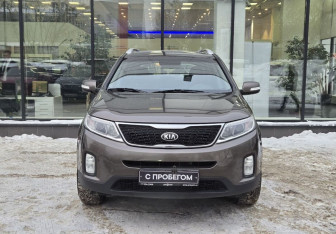 Подержанный автомобиль Kia Sorento 2018 года (2 фото)