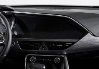 Подержанный автомобиль Geely Tugella 2023 года (13 фото)