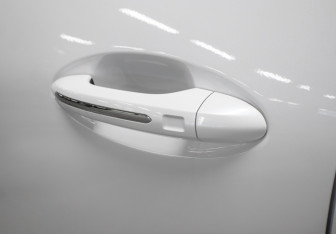 Подержанный автомобиль Omoda C5 2023 года (17 фото)