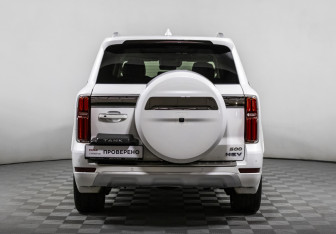 Подержанный автомобиль Tank 500 2023 года (6 фото)