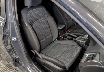 Подержанный автомобиль Kia Ceed Hatchback 2019 года (22 фото)