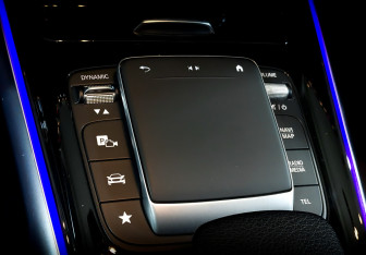 Подержанный автомобиль Mercedes-Benz GLB 2021 года (28 фото)