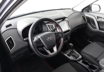 Подержанный автомобиль Hyundai Creta 2016 года (9 фото)