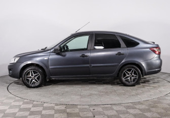Подержанный автомобиль LADA (ВАЗ) Granta Sedan 2017 года (3 фото)