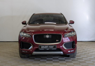 Подержанный автомобиль Jaguar F-Pace 2016 года (2 фото)