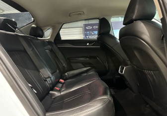 Подержанный автомобиль Kia K5 2021 года (11 фото)