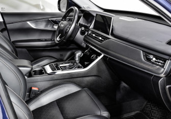 Подержанный автомобиль Chery Tiggo 8 2020 года (11 фото)