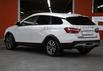 Подержанный автомобиль LADA (ВАЗ) Vesta Wagon 2019 года (7 фото)