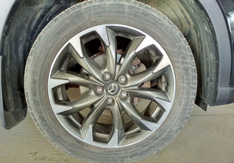 Подержанный автомобиль Mazda CX-5 2015 года (18 фото)