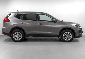 Подержанный автомобиль Nissan X-Trail 2019 года (4 фото)