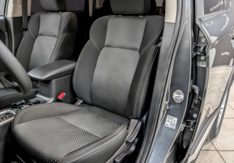 Подержанный автомобиль Mitsubishi Outlander 2022 года (21 фото)