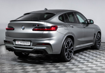 Подержанный автомобиль BMW X4 M 2020 года (5 фото)