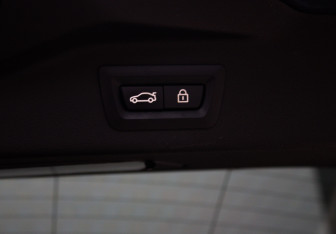 Подержанный автомобиль BMW X7 2020 года (36 фото)