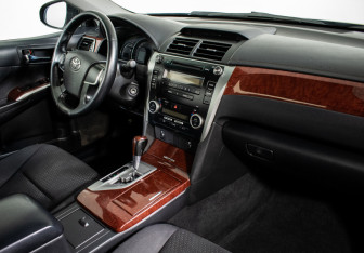 Подержанный автомобиль Toyota Camry Sedan 2012 года (10 фото)