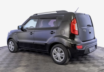 Подержанный автомобиль Kia Soul 2012 года (7 фото)