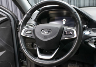 Подержанный автомобиль Kaiyi E5 2023 года (17 фото)