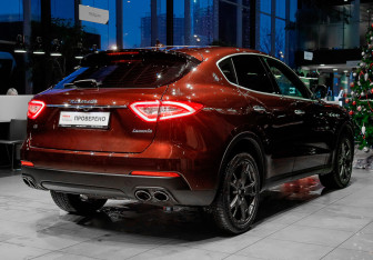 Подержанный автомобиль Maserati Levante 2018 года (4 фото)