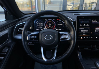Подержанный автомобиль GAC GS8 2023 года (15 фото)