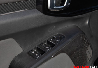 Подержанный автомобиль Haval H3 2024 года (16 фото)