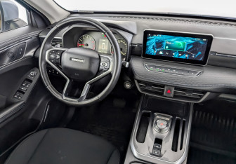 Подержанный автомобиль Haval Jolion 2022 года (29 фото)