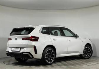 Новый BMW X3 2025 (4 фото)