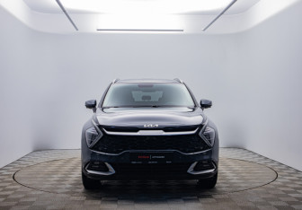 Подержанный автомобиль Kia Sportage 2022 года (2 фото)