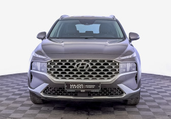 Подержанный автомобиль Hyundai Santa Fe 2021 года (2 фото)