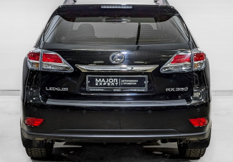 Подержанный автомобиль Lexus RX 2015 года (6 фото)