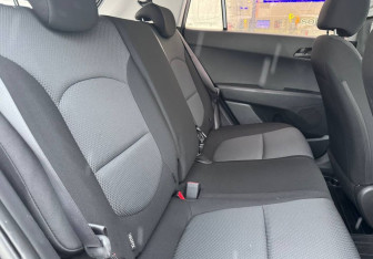 Подержанный автомобиль Hyundai Creta 2017 года (11 фото)