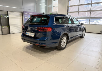 Подержанный автомобиль Volkswagen Passat Wagon 2019 года (4 фото)