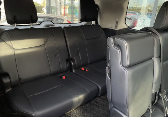 Подержанный автомобиль Lexus LX 2015 года (21 фото)