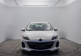 Подержанный автомобиль Mazda 3 Sedan 2012 года (2 фото)