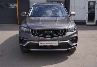 Подержанный автомобиль Geely Atlas Pro 2023 года (2 фото)