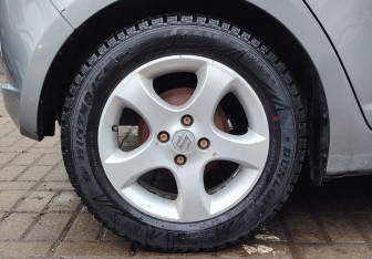 Подержанный автомобиль Suzuki Swift Hatchback 2007 года (13 фото)