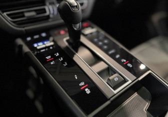 Новый Porsche Macan 2025 (11 фото)